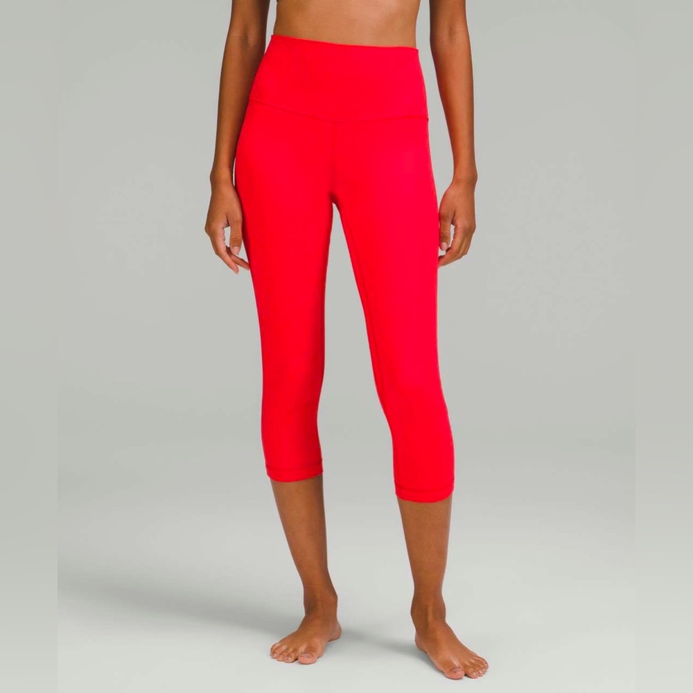lululemon Align High-Rise Crop 21" in love red, size 6